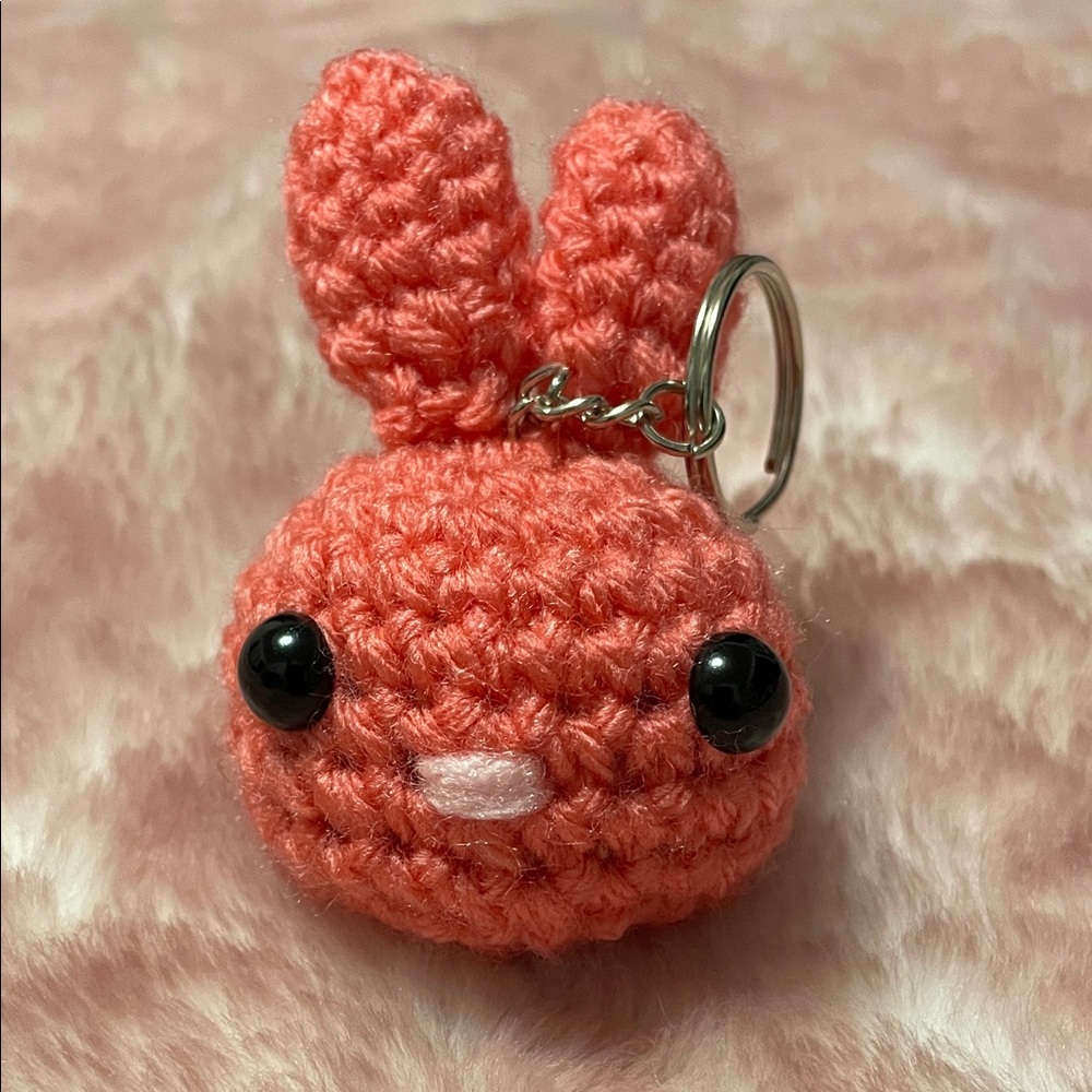 CROCHET MINI MOCHIBUN KEYCHAIN- PERSIMMON